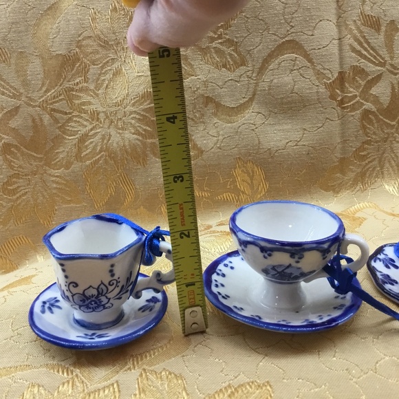 Kurt Adler 2" Porcelain Delft Blue Cup And Saucer Ornament Set Of 3 - Picture 11 of 12